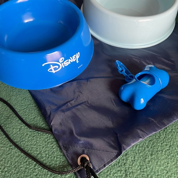 Disney Dog Travel Set - Picture 6 of 10